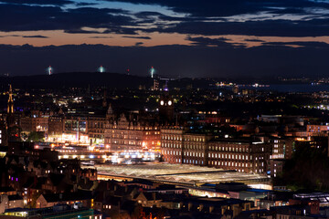 Beautiful evening cityscape of Edinburgh in Scotland, night lights