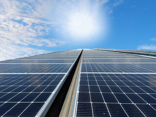 Obraz premium Solar panels on the sky background.