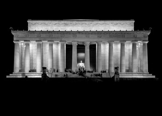 Obraz premium Lincoln monument at night