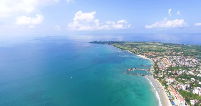 Toma con dron de la ciudad de punta de mita muy cerca de puerto vallarta