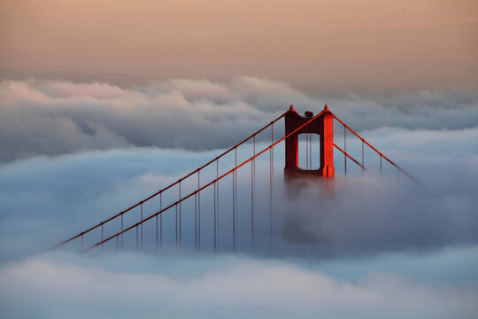 Golden Gate Bridge, San Francisco - Powered by Adobe