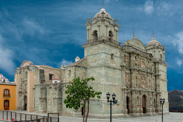 Fototapeta na wymiar cathedral of Oaxaca, Mexico