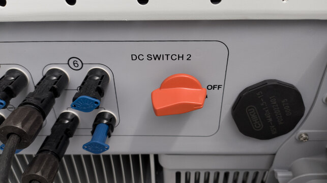 Switching of inverter solar panel , With off position.