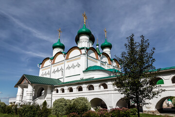 Fototapeta na wymiar Nizhny Novgorod, Pechersky Ascension Monastery, Ascension Cathedral (1632). Russia