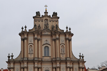 Fototapeta na wymiar Warsaw, Poland - 11.26.2021: Visitants Catholic Church in Warsaw