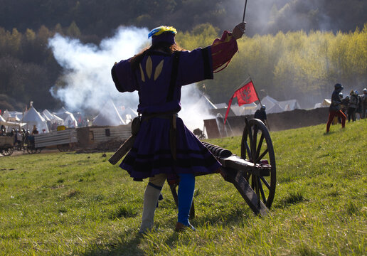 cannon shot in 15th century war