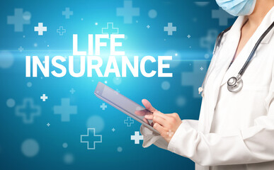 doctor writes notes on the clipboard