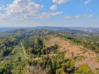 Mittelgebirge Teutoburger Wald in Nordrhein-Westfalen  im Niedersächsischen Bergland Luftaufnahme Bielefeld