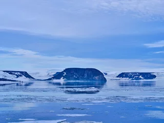 Foto op Canvas frans josef land on The North pole © Илья Морковский