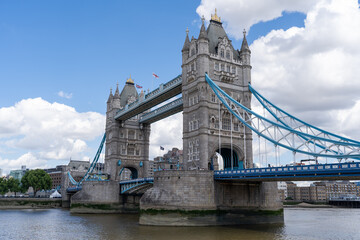 Fototapeta na wymiar Tower Bridge horizontal close up
