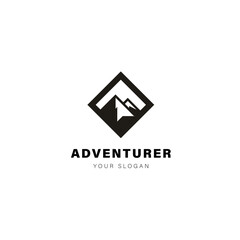 Naklejka premium Mountain Vector Design. Modern mountain logo. Mountain icon