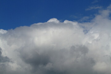 This place is known for the sea of clouds that is visible from points of high elevation