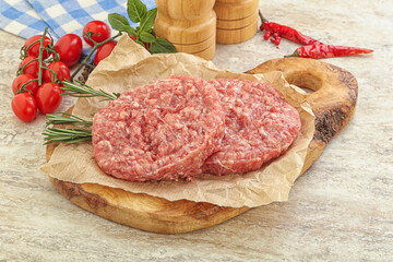 Raw pork cutlet for burger