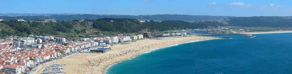 Panorámica de Nazaré, Portugal, desde el Sitio de Nazaré