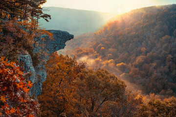 Hawksbill Crag from the Ozark Mountains of Arkansas during autumn morning fog  - obrazy, fototapety, plakaty