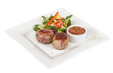 Grilled steak wrapped in bacon, with grilled vegetables, mashed potatoes