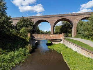Fototapeta na wymiar Falling Sands No11 canal bridge over Staffordshire and Worcestershire Canal.