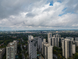 Obraz premium Down Town Toronto buildings and sky line by Bloor street cloudy day 