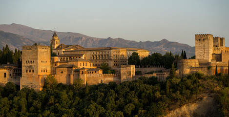Alhambra Palace in Granada - obrazy, fototapety, plakaty