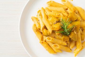pumpkin penne pasta alfredo sauce