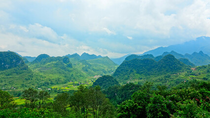 Fototapeta premium Road Bao Lac to Cao Bang, Vietnam