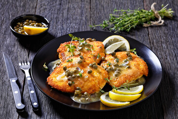 chicken piccata with lemon capers butter sauce