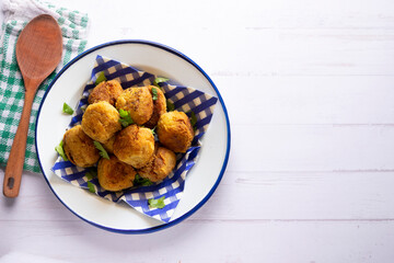 Vegan meatballs made with chickpeas and flour. Traditional vegan tapas from the north of Spain.