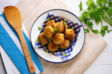 Vegan meatballs made with chickpeas and flour. Traditional vegan tapas from the north of Spain.