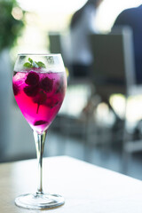 raspberry and red dragon fruit prosecco wine spritzer cocktail