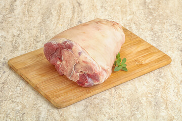 Raw pork knuckle for bake