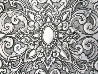 The art and pattern of carving silverware.