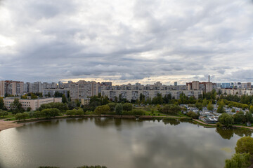 lake in the city