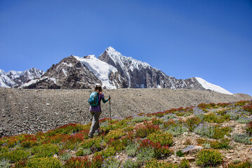 Naklejka na ściany i meble Trekking along the Grum Grijmailo Glacier, Khafrazdara Valley, Tajikistan