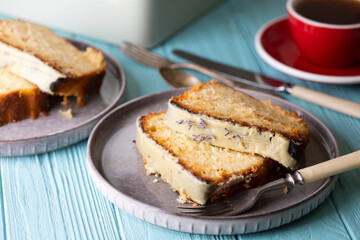 lemon cake with chocolate icing