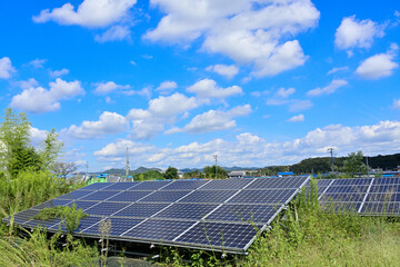太陽光パネルと太陽光発電。