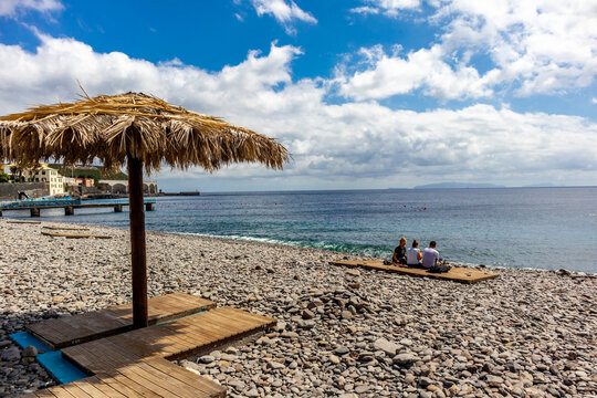 urlaubsfeeling-bilder-bl-ddra-bland-2-642-stockfoton-vektorer-och