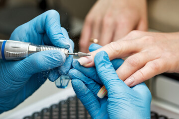 Process hardware manicure