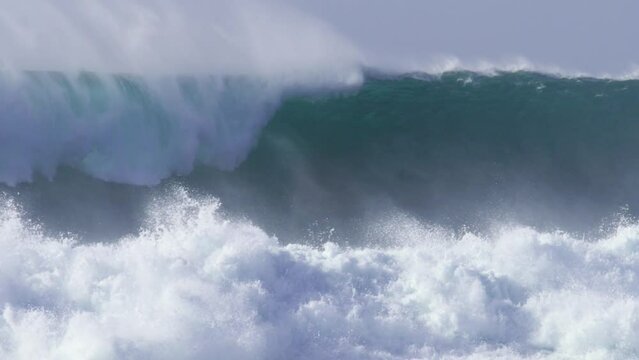 Pounding 40ft Wave in Slow Motion, Monterey, CA