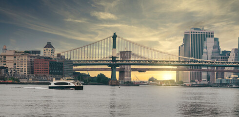 city bridge and skyline Manhattan Brooklyn river New York  