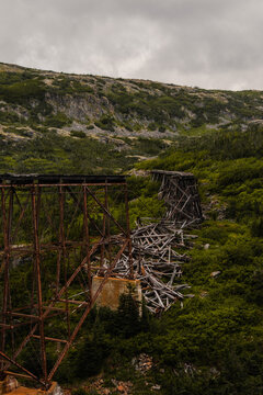 Paysage de Skagway &agrave; bord d'un train vieux de 100 ans