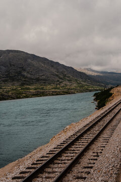 Paysage de Skagway &agrave; bord d'un train vieux de 100 ans