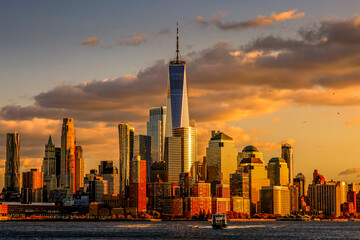 One World Trade Center and skyline of Manhattan in New York City, USA