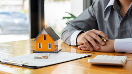 Loan and investment calculator for real estate, business and home property investments, construction or home mortgages,