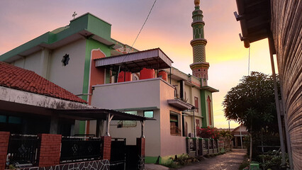 the atmosphere of the mosque in the morning