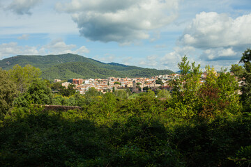 Fototapeta na wymiar catalan / spanish village in the mountains