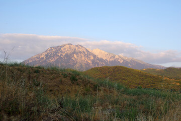 Montagne et vignoble albanais