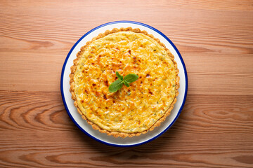 Flaó traditional dessert from Ibiza. The cheesecake is a unique combination of flavors — anise and mint.  The filling is made from fresh cheese (or ricotta and mascarpone), eggs and chopped mint