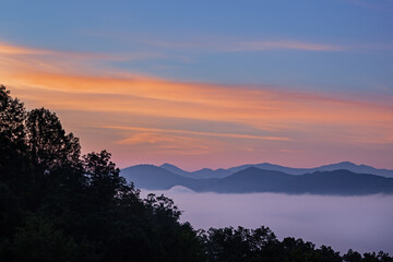 Spring sunrise from the West Foothills Parkway, Great Smoky Mountains National Park, Tennessee, USA