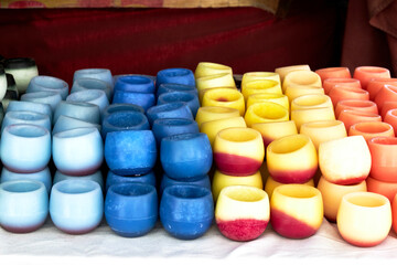 Sale of aromatic wax bowls