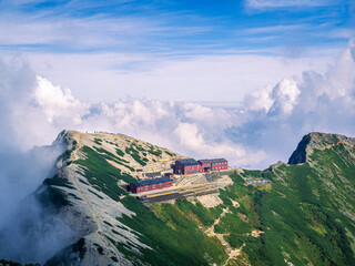 唐松岳頂上山荘の風景